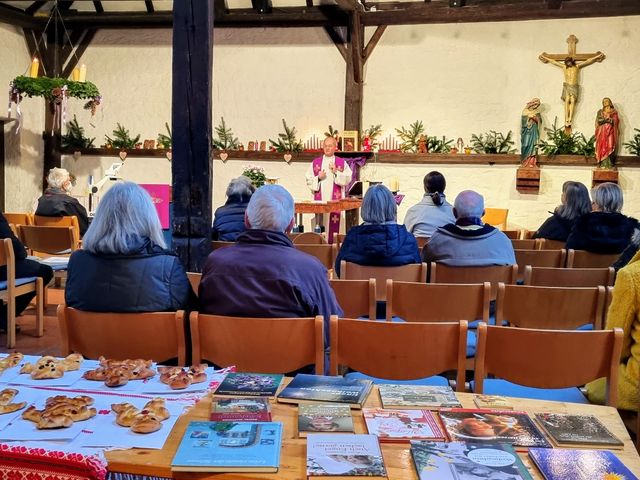 2. ADVENT- Für Jeden gab einen von Eva Bruckböck, Waltraud Wagenhofer und Mayr Erni gebackenen Nikolaus